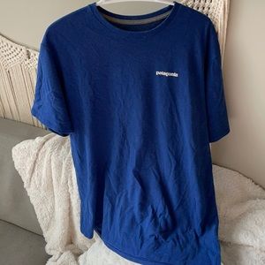 Patagonia blue t shirt men’s large